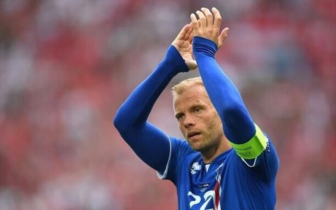 策划-他们永远不死，只是慢慢凋零——献给欧洲杯老兵