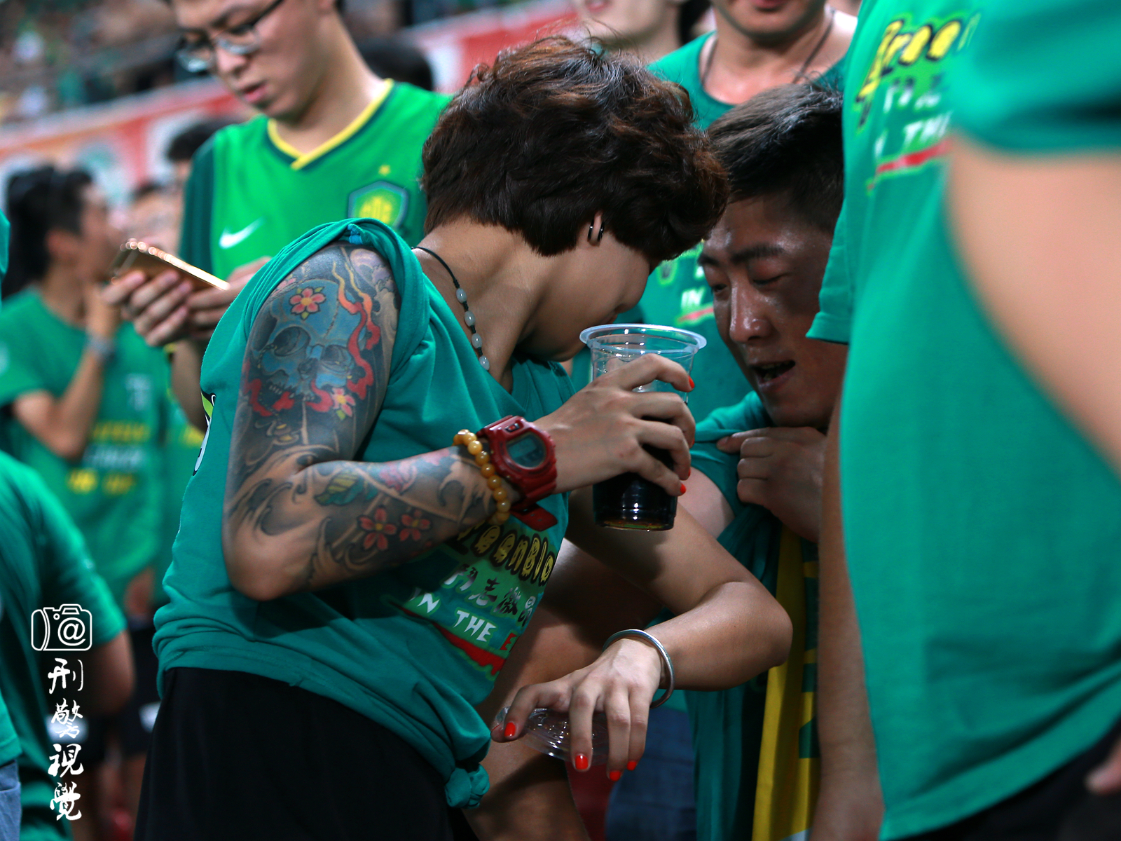 中超联赛纹身,国安啦啦队中超赛场