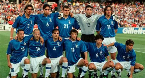 蓝色魅影透底,意大利球衣复刻版