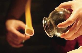 拔罐拔出血泡要不要戳破,为什么拔罐出水泡