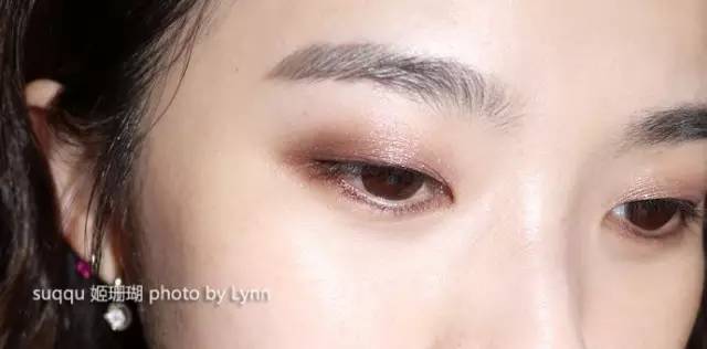 也不是非画不可，知道suqqu像银河系一样美就够了