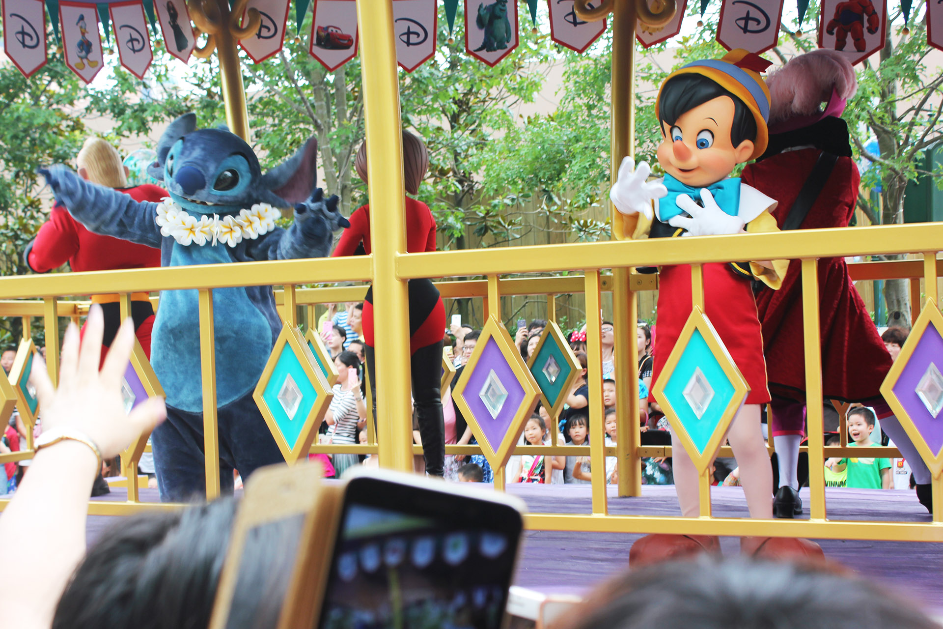 最精简上海迪士尼游玩攻略,最全上海迪士尼游玩攻略