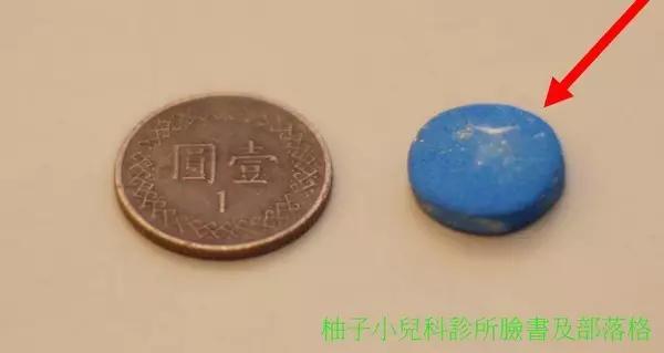 小孩真的什么东西都可以塞进鼻孔?