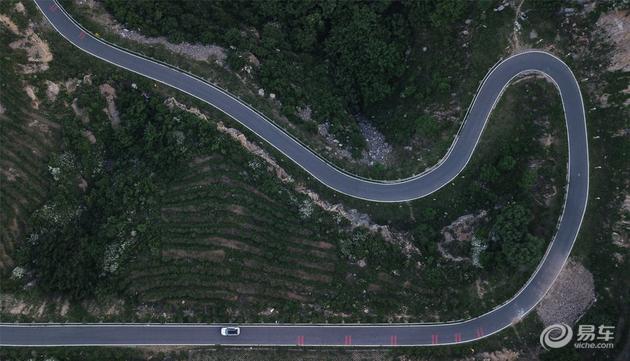 如何拍车跑山路拍出高级感,怎样拍车景好看