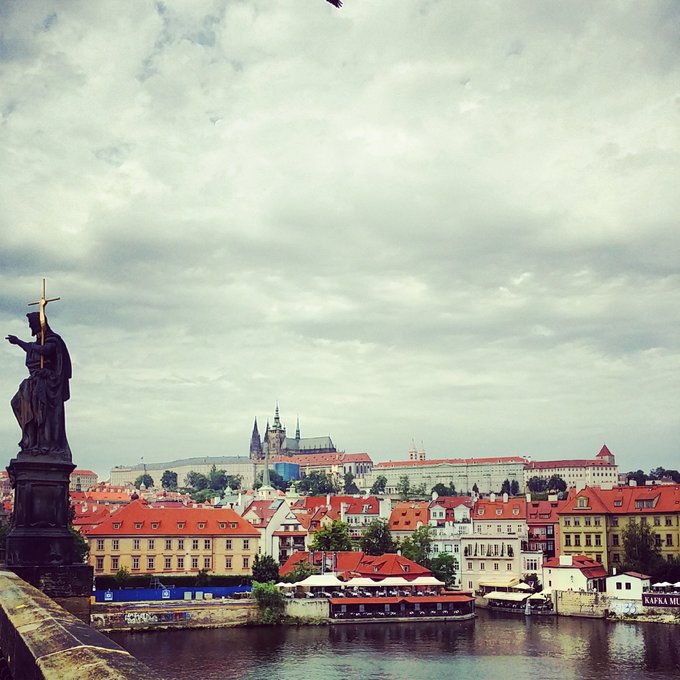 游伏尔塔瓦河,布拉格伏尔塔瓦河乘船游