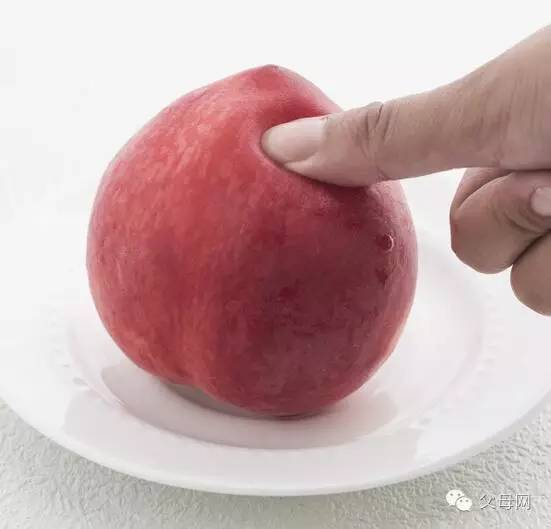 谁是有毒的水蜜桃？一眼戳穿那个被黑心商家用洗衣粉泡过的！
