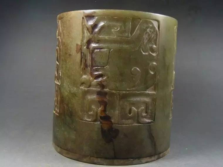 汉代古墓出土现场,汉代古墓中千年不腐的尸体