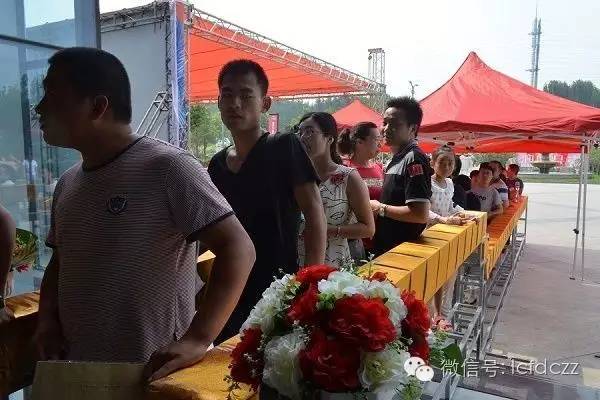 开盘仅100分钟a股成交额再破万亿,开盘10分钟成交额过亿