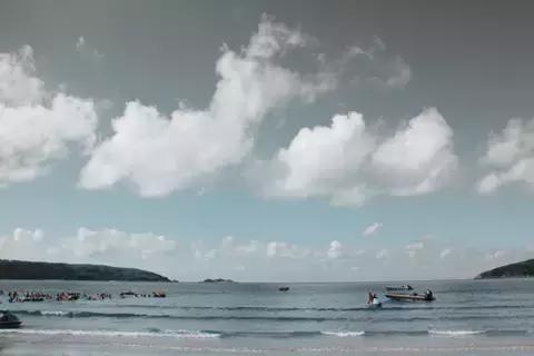 逃离大武汉？我选择拆穿朋友圈晒旅行照的人