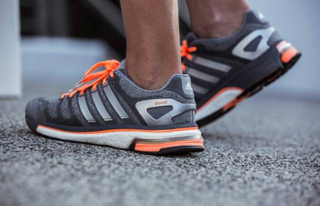 型男健身腹肌,健美肌肉男是靠练出来的吗