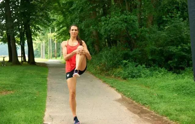 该怎么练才能跑好一场马拉松,跑半程马拉松的26个技巧与建议