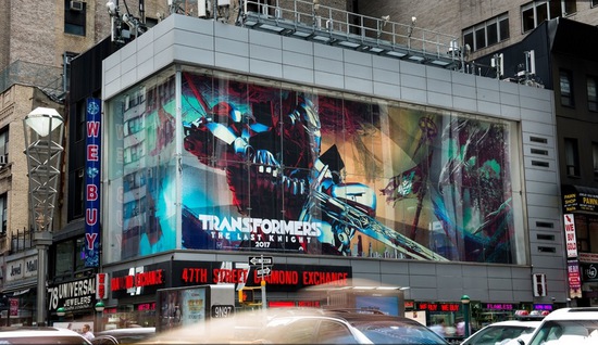 王凯新栏目爬88层楼，林允冯绍峰同游韩国被拍...