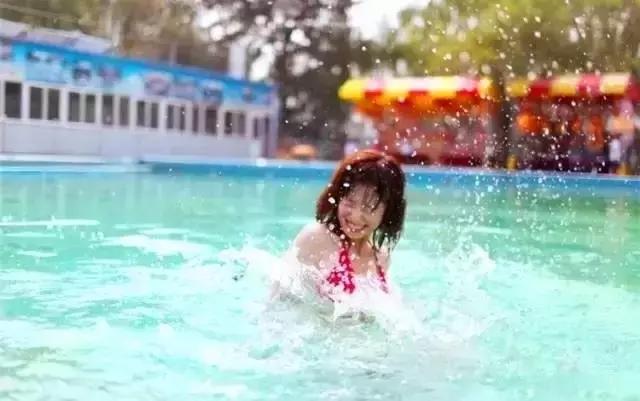 南充哪有好耍的游泳池,南充附近游泳池水上乐园