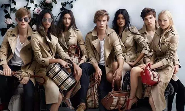 burberry春夏款,burberry不再奢侈