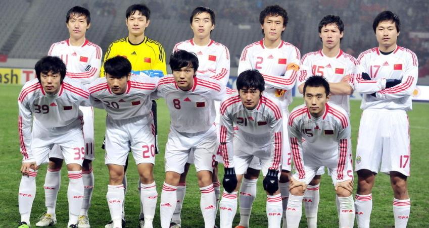 九年前国足对瑞典,6年前国足vs新加坡