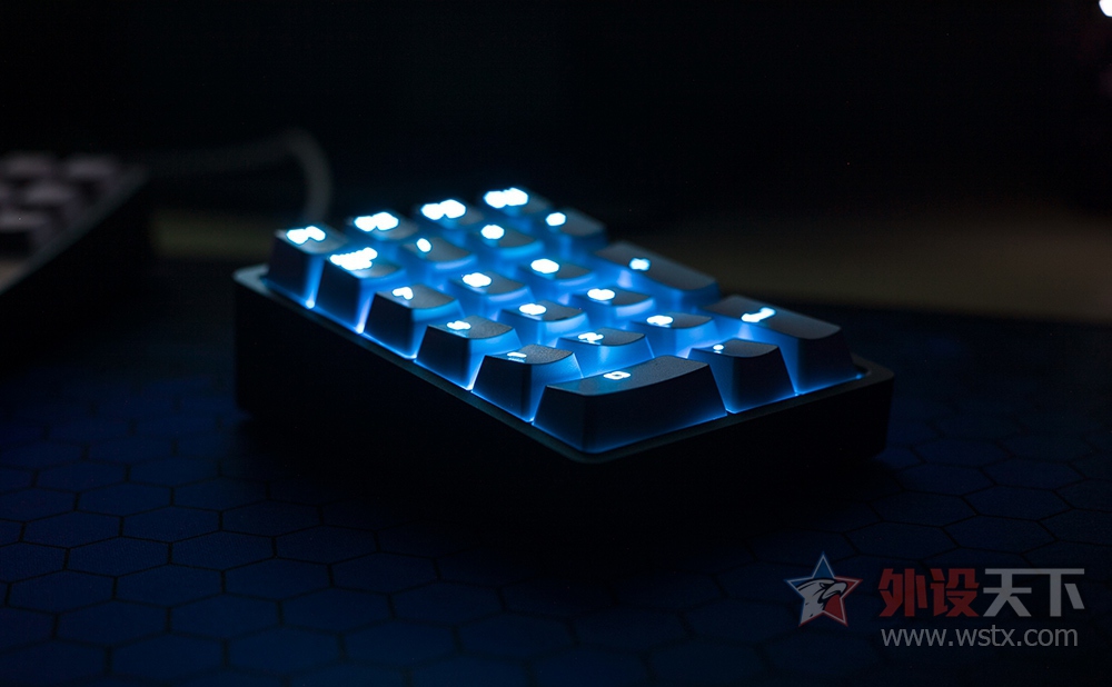 豪物图赏壕好玩，壕过瘾。aboStudioGACnum数字外壳分享