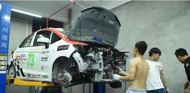 关于赛车的人生哲理,关于赛车的描写