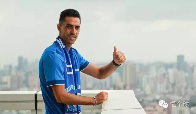 原来我们的扎球王还是文武双全的存在！