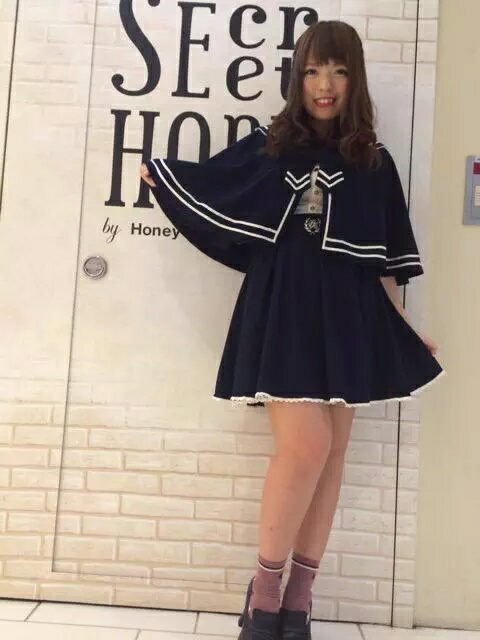 怎样穿出日系软妹风格的感觉,工装裤如何穿出软妹风格