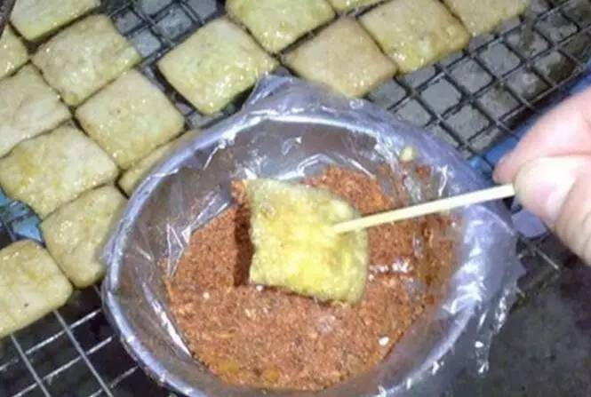 云南人吃饭蘸水,我们云南人吃啥都必须配这碗蘸水