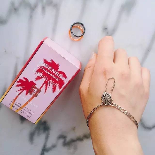 项链女款高级感轻奢小众百搭配饰,男生戒指配饰推荐小众高级款