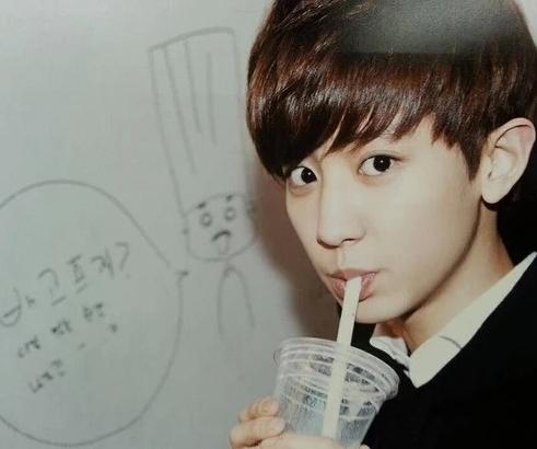 朴灿烈和周杰伦谁厉害,周杰伦朴灿烈