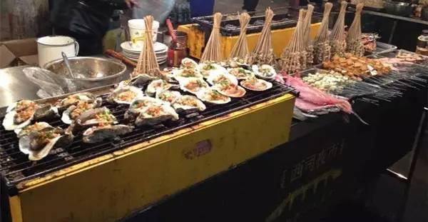 鼓楼夜市和西司夜市分别在哪,鼓楼夜市和西司夜市哪个好