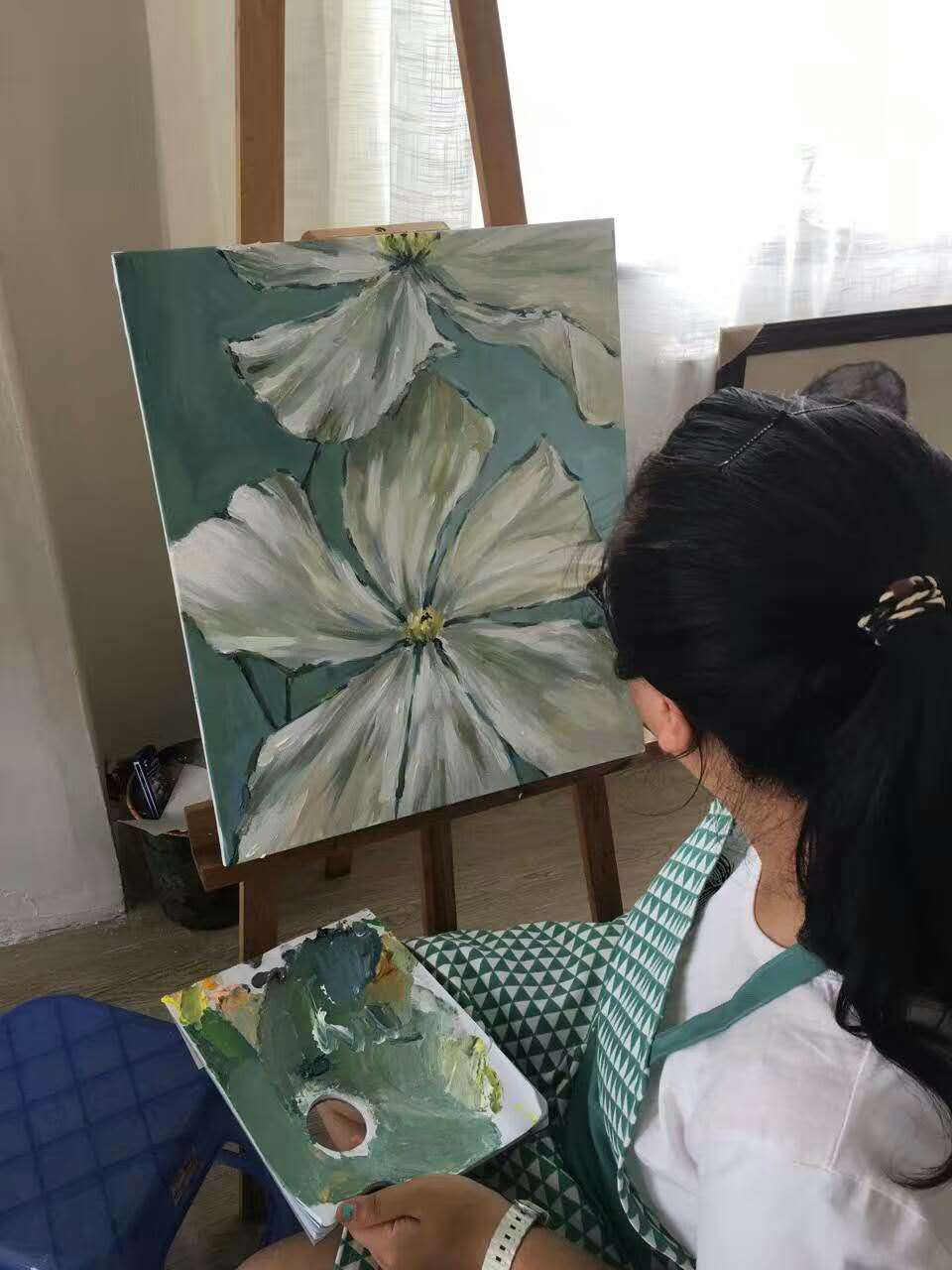 在青蓝树培养艺术“细菌”