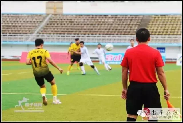 2020绵阳市足球联赛颁奖仪式,盐亭县比赛