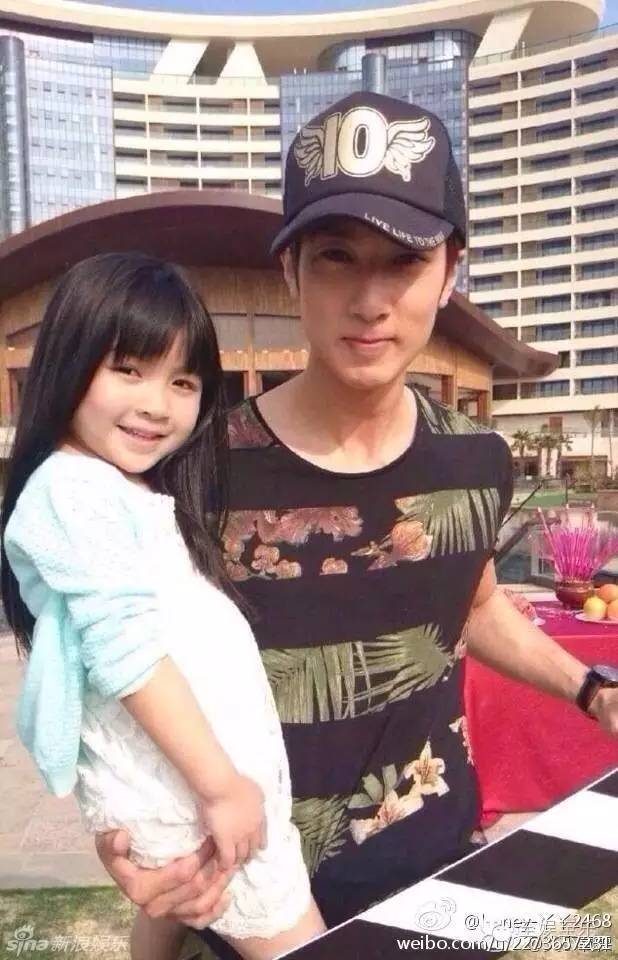 杨洋吴磊胡一天,杨洋王俊凯胡歌同框照