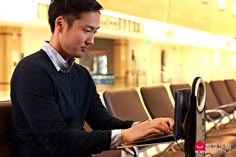 用什么样的拉杆箱旅游最实用,踩不烂的拉杆箱出门旅行必备