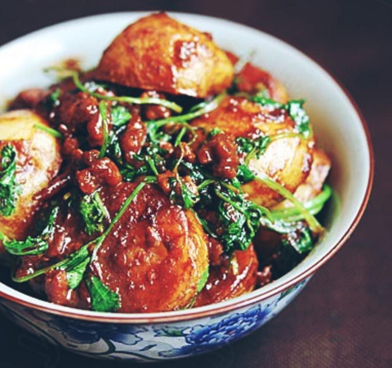 东北山野菜来啦,东北烀豇豆土豆咸菜