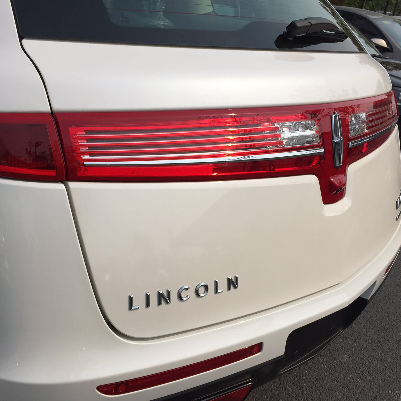 林肯mkt加速抖动,林肯提车真实感受