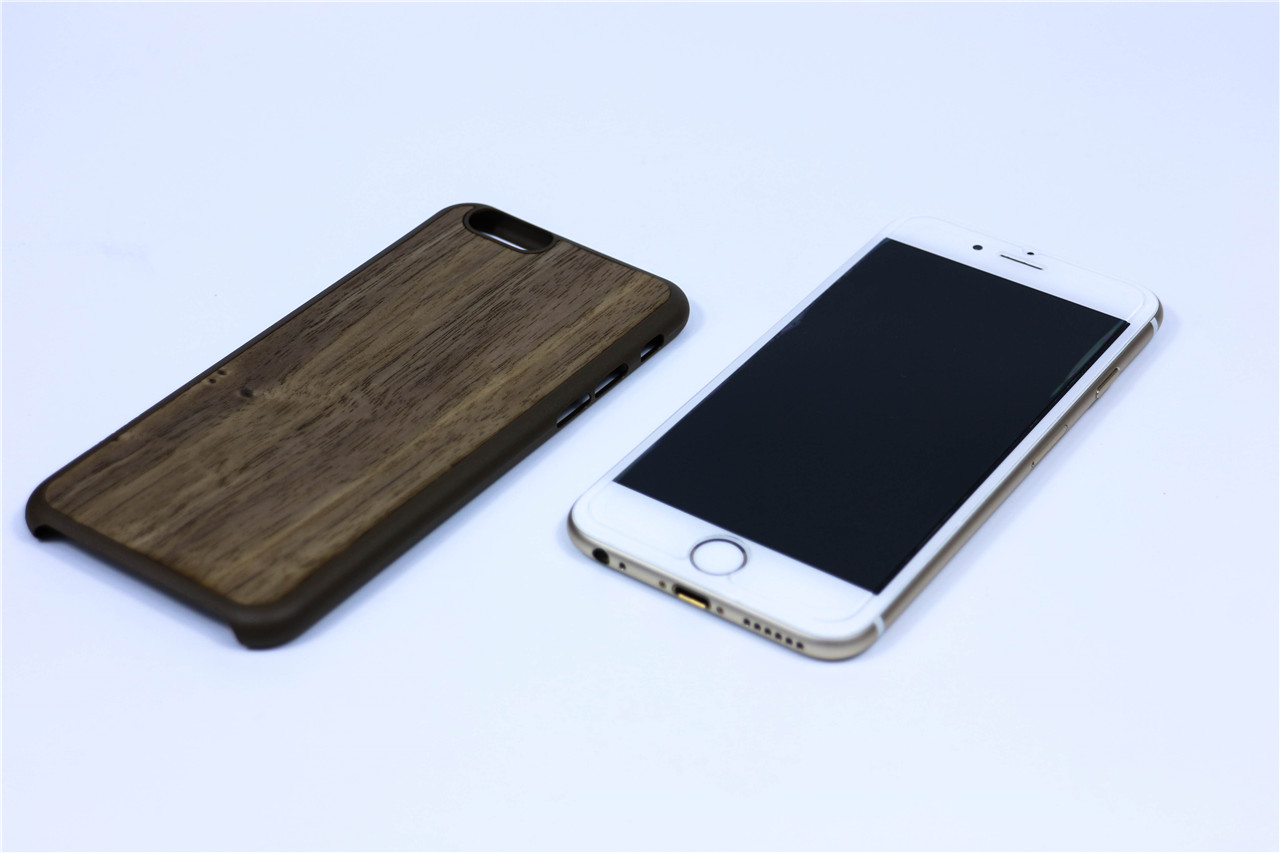 给苹果6装上6s的壳,苹果6s戴上智能壳