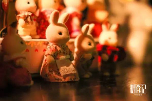 黑夜是孤独的寂静的,夜是孤独的也是美好的