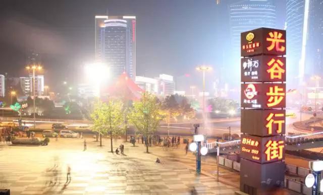 武汉一夜之间白了头,这回终于有得玩了!