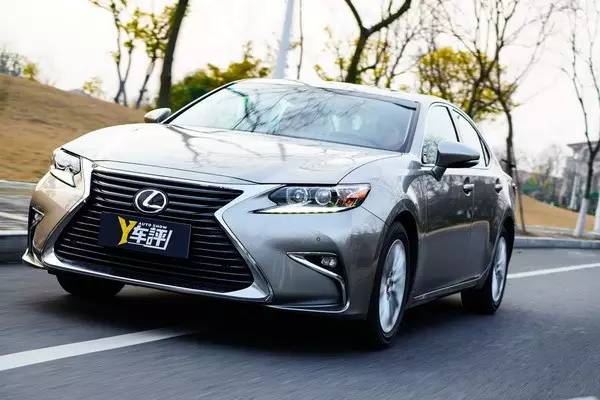 雷克萨斯es200和260动力比较,雷克萨斯es200与雅阁2.0动力比较