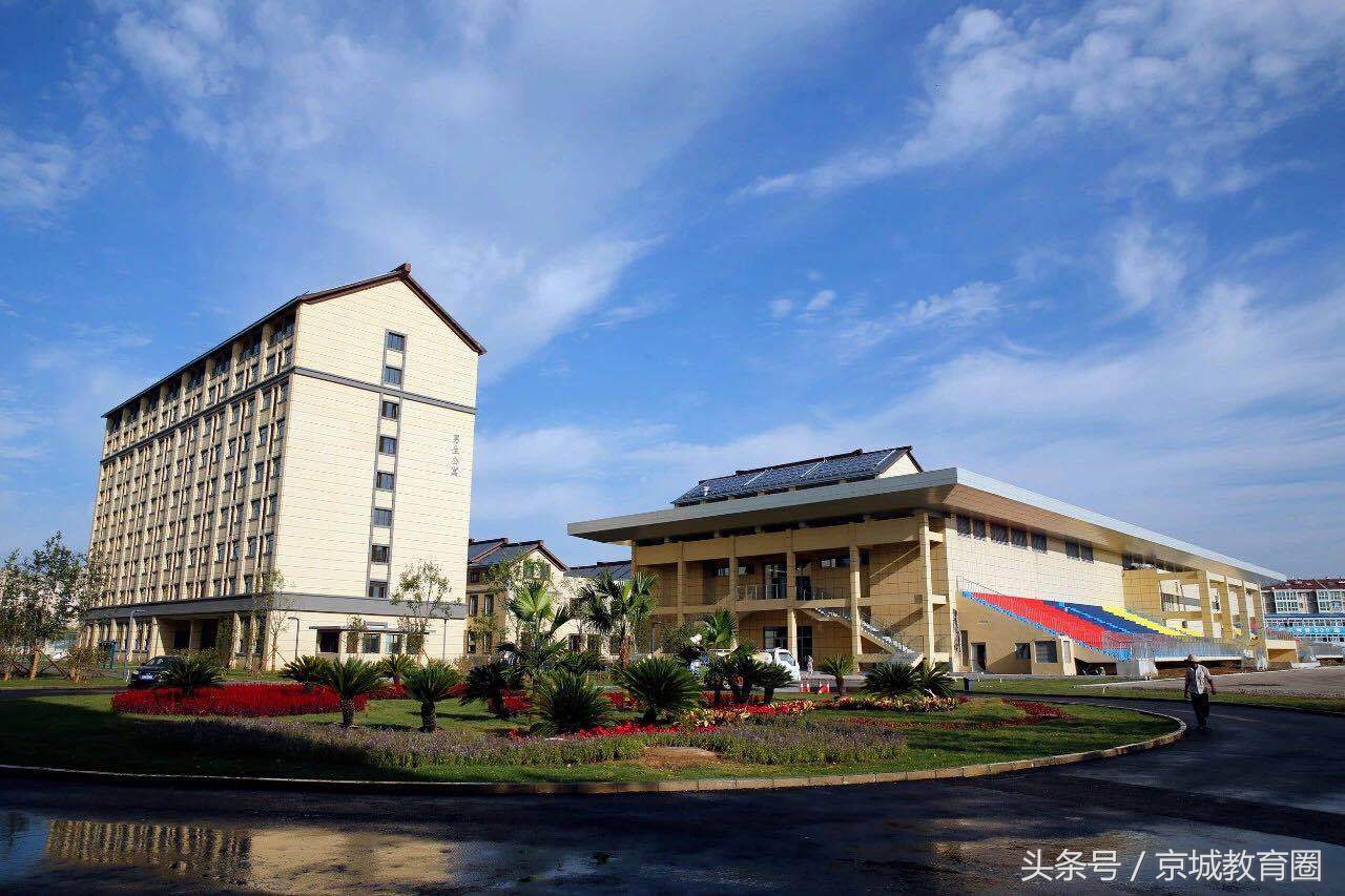 今年开学的这拨儿新学校，有颜值有实力，北京多区教育格局变脸！