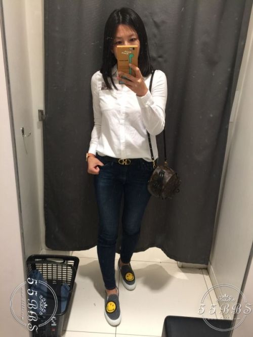 尖头平底鞋valentino,一周看点完整版