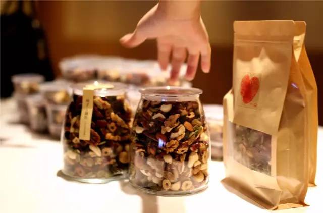 临沂首届美食微商联盟品鉴会火爆铂尔曼，嗨翻500名吃货！