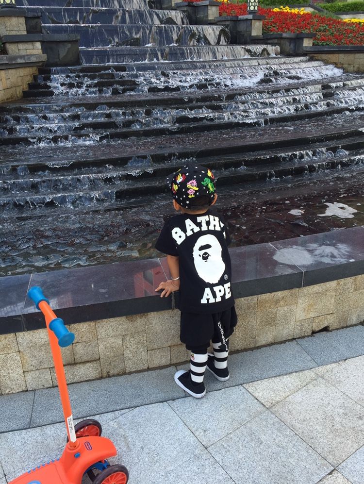 中大童8-12岁童装品牌羽绒服清仓,小童装男童1-3岁断码清仓大甩卖