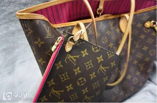 说奇葩丨买淘宝的都是low货?那你买个LV就能上天吗!