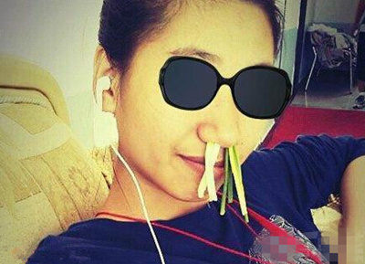 葱白插鼻孔可以治鼻塞吗,鼻子插大葱治疗鼻炎吗