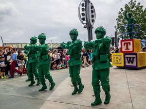 上海迪士尼两日游攻略及费用,上海迪士尼一日游预约攻略