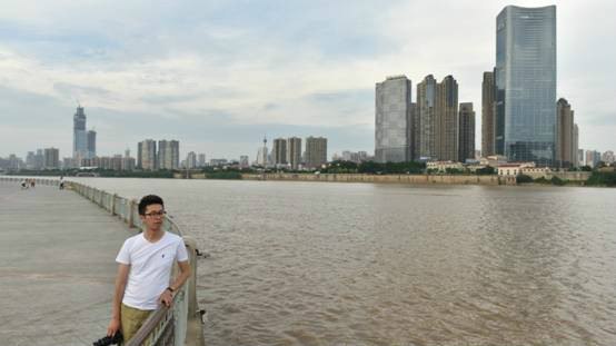 超多美图慎入！开神车，走丝路，这些不可思议的美景就在中国！