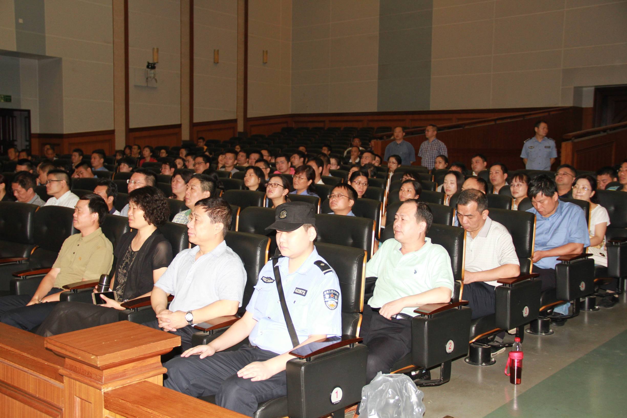 努力适应庭审实质化诉讼制度改革湖北举行刑事抗诉案件庭审观摩