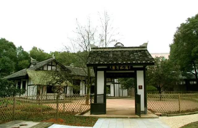 最新长沙旅游推荐,去长沙旅游必去的景点有哪些