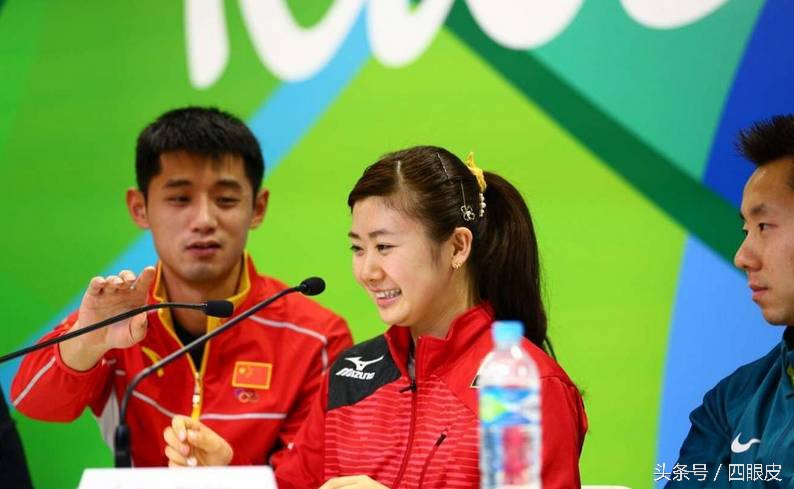 孔令金给福原爱塞饼,孔令辉福原爱