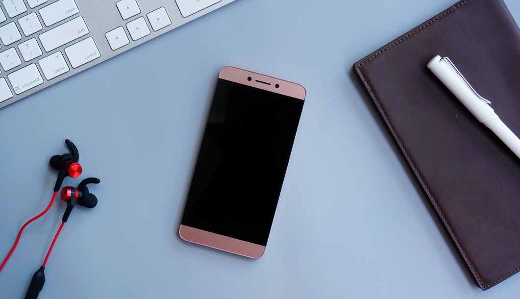 乐2pro评测视频,乐2pro入门级