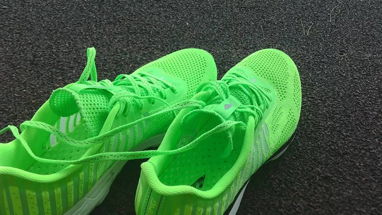 李宁轻跑13代,李宁13值不值得入手